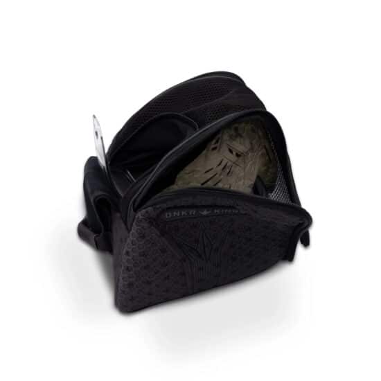 Bunkerkings_Supreme_Goggle_Bag_Royal_Black_open